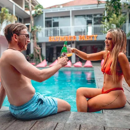 Slumber Party Hostel Canggu